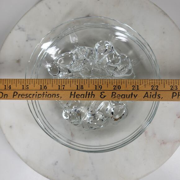 Luminarc Shrimp Plates 7.5" Clear Embossed Design Lunch Plate Set of 4 - Picture 8 of 14